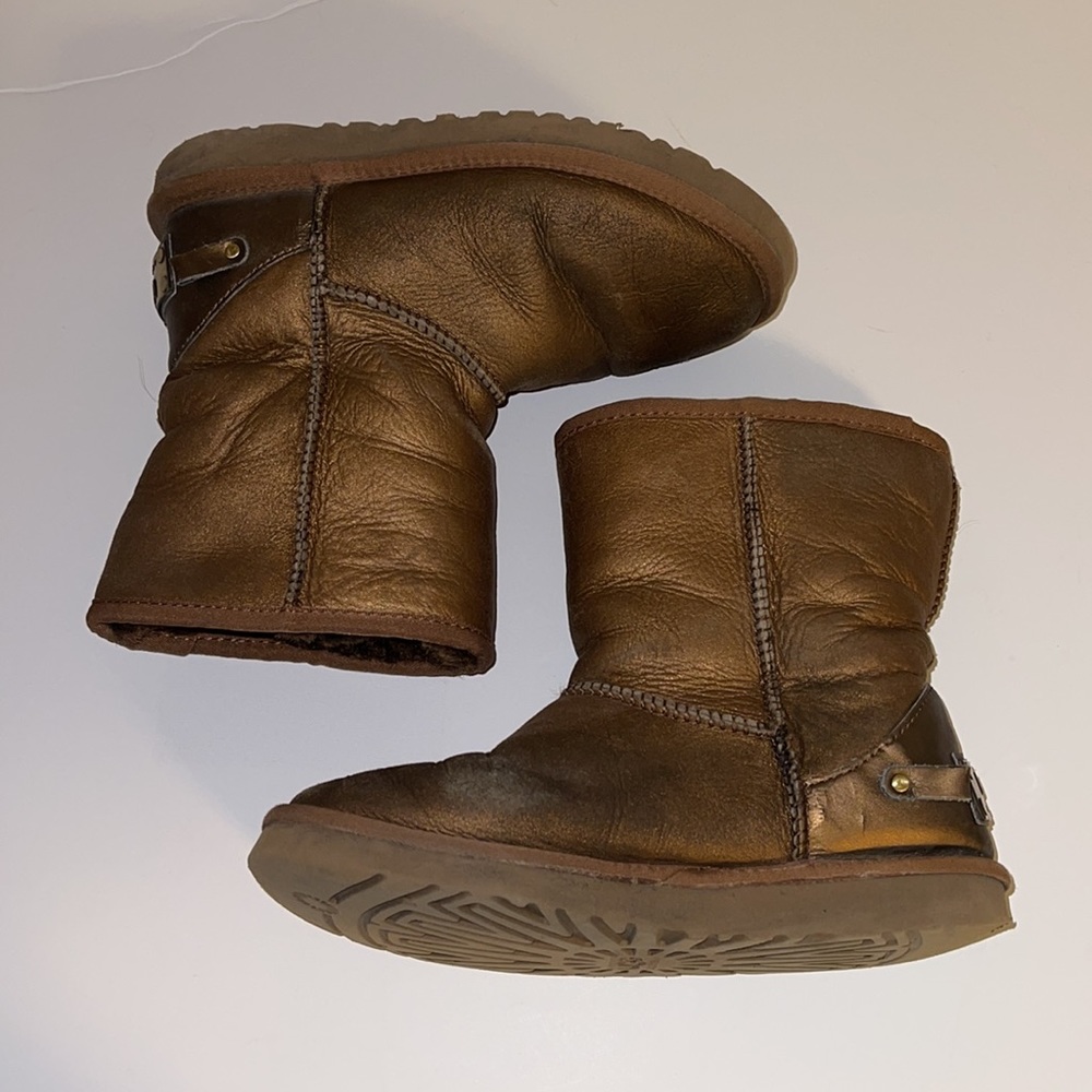 UGG Australia Bronze Leather Boots - Women’s Size 6 - Picture 7 of 9